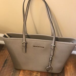 Michael Kors Pearl Grey Jet Set Tote
